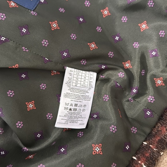 Brooks Brothers Woman’s Checked Boucle Tweed Cropped Jacket - Picture 10 of 11